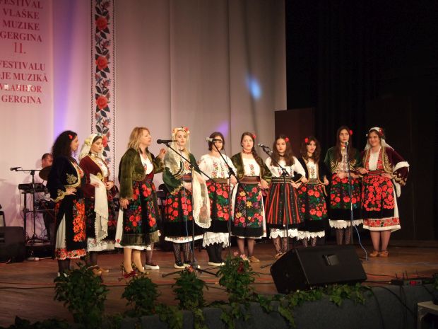 Одржан 11. интернационални Фестивал влашке музике „Гергина“ Плакета „Божидар Јануцић“ виолинисти Николи Првуловићу (Фото)